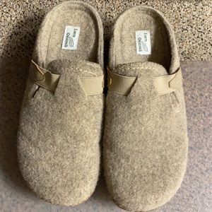 Earth Origin like new clogs